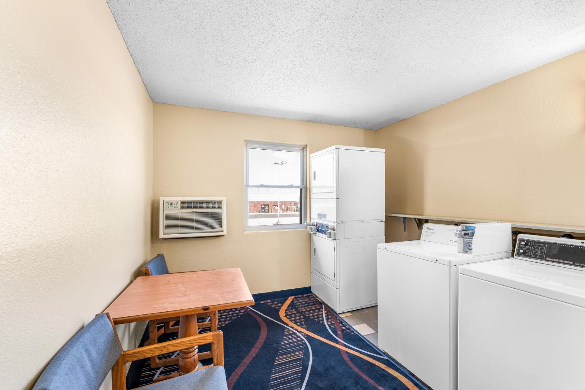 Americas Best Value Inn Decatur Eksteriør billede